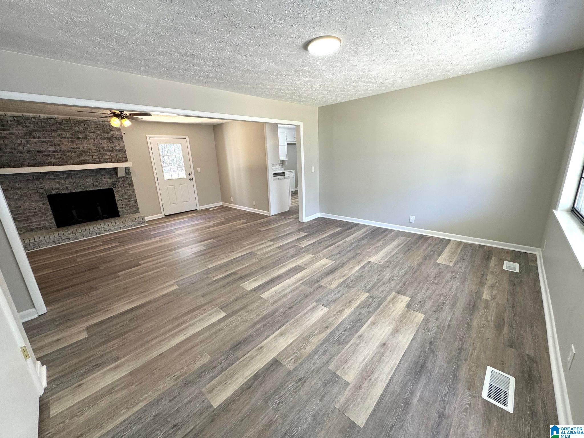 910 Ivan Drive Southwest Jacksonville, AL 36265 - Photo 6 of 19