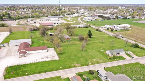 $14,000 | 512 June Street, Jerseyville, IL 62052