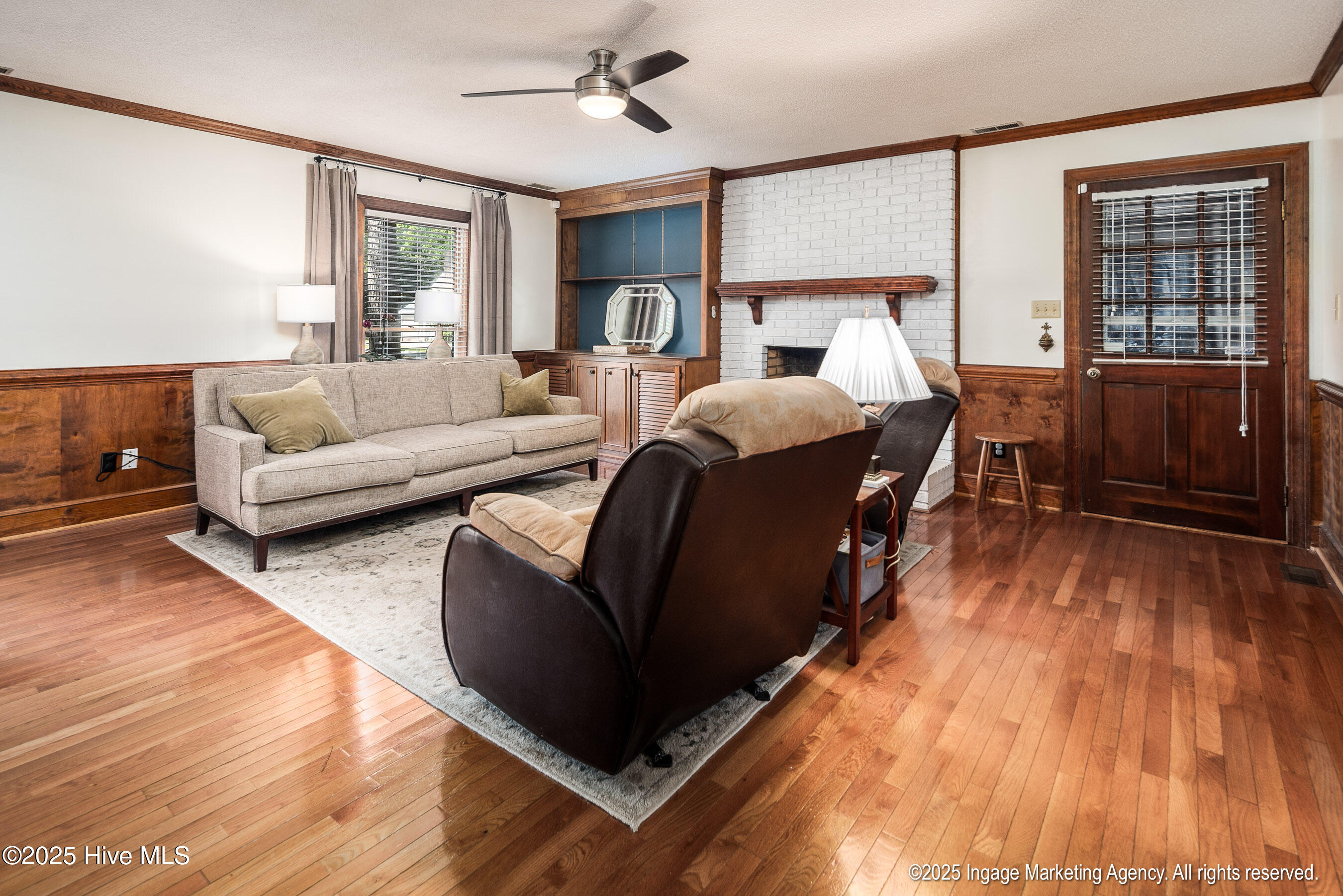 115 Antler Road Greenville, NC 27834 - Photo 9 of 39 Living Room