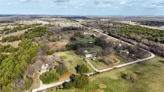 $194,000 | 6114 Southwest County Road, Corsicana, TX 75110