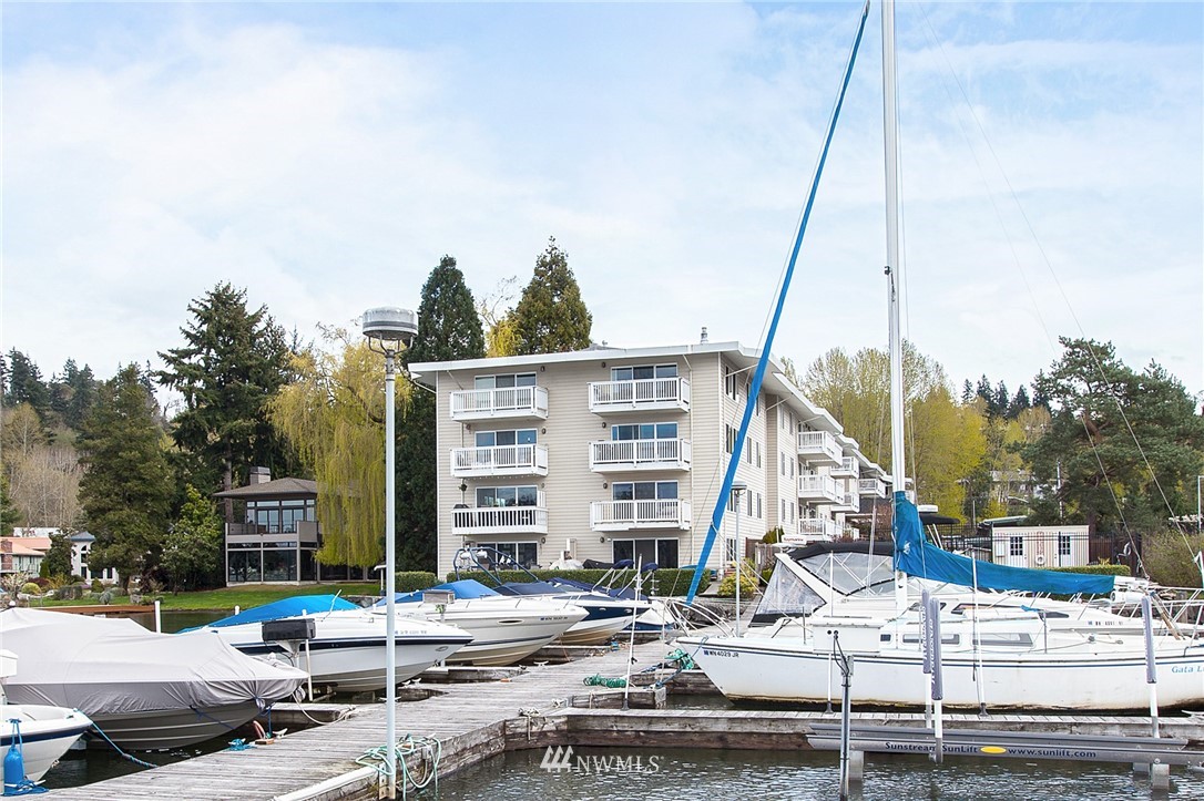 5021 Ripley Lane North, Unit 304 Renton, WA 98056 - Photo 22 of 25