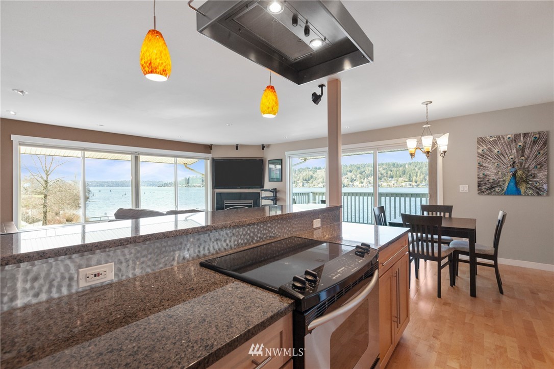 5021 Ripley Lane North, Unit 304 Renton, WA 98056 - Photo 10 of 25