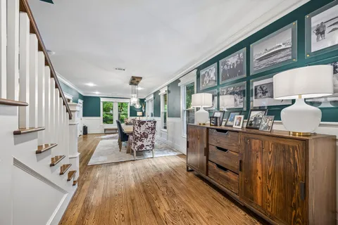 $1,435,000 | 335 West 23rd Street, Houston, TX 77008