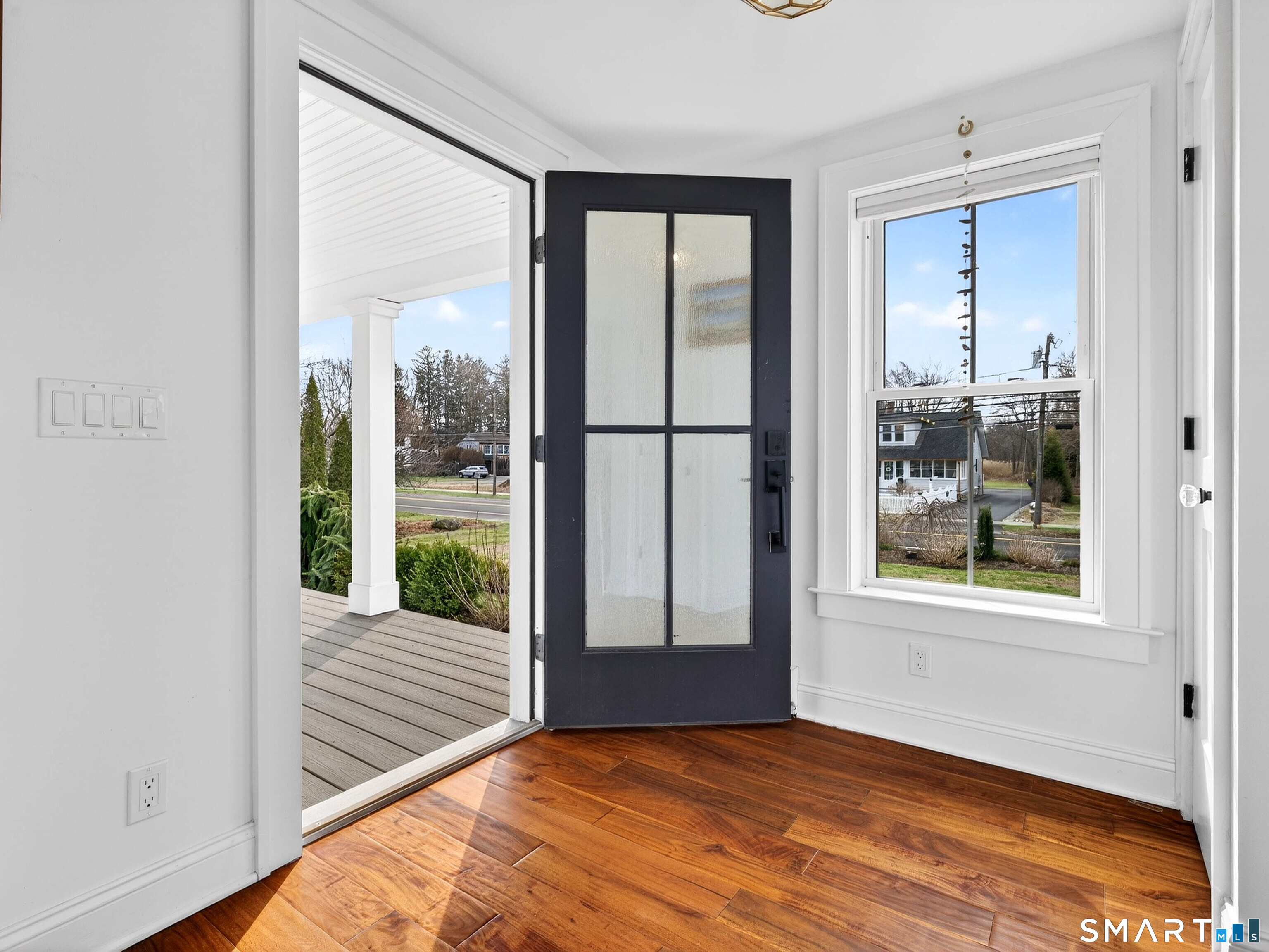 129 Old Boston Post Road Old Saybrook, CT 06475 - Photo 3 of 40