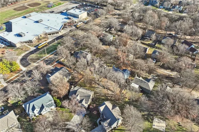 $399,900 | 8308 Tomashaw Street, Lenexa, KS 66219