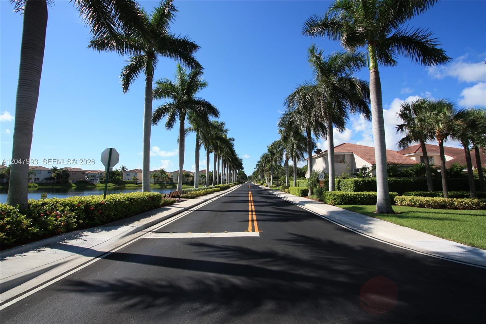 1595 Seagrape Way Hollywood, FL 33019 - Photo 35 of 39