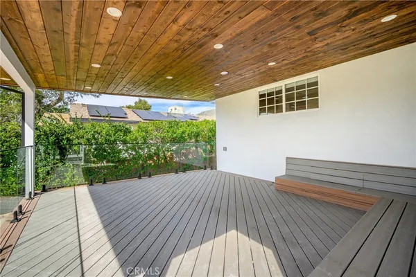 $1,350,000 | 10510 Helendale Avenue, Tujunga, CA 91042