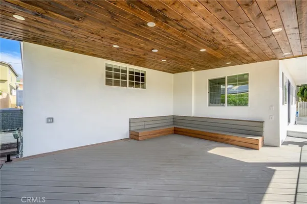 $1,350,000 | 10510 Helendale Avenue, Tujunga, CA 91042