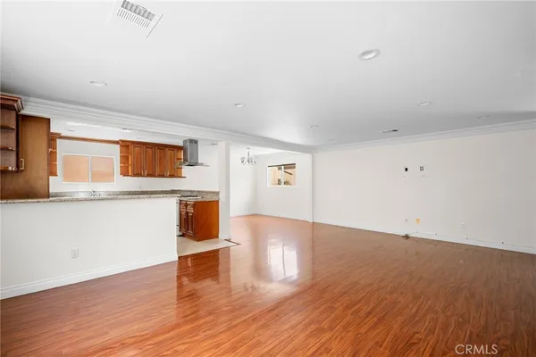 $1,350,000 | 10510 Helendale Avenue, Tujunga, CA 91042