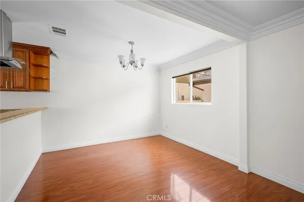 $1,350,000 | 10510 Helendale Avenue, Tujunga, CA 91042