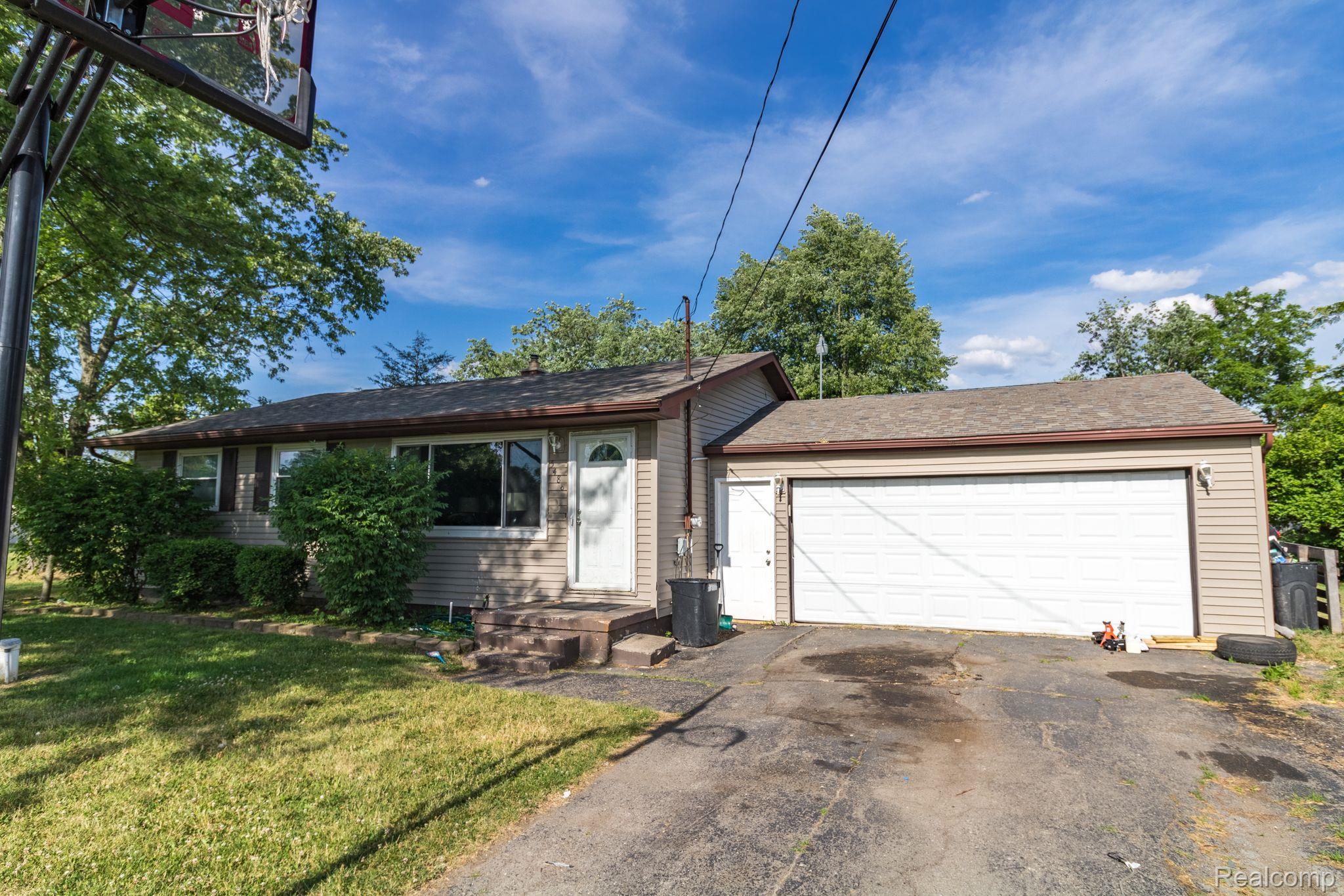 5488 North Linden Road Flint, MI 48504 - Photo 1 of 20 Gallery Image 1