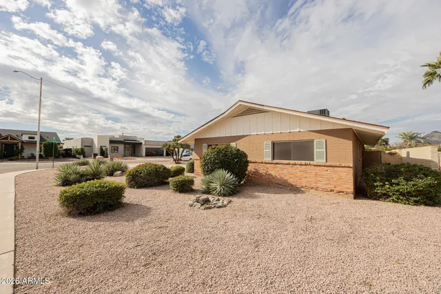 $2,995 | 4704 North 83rd Street, Scottsdale, AZ 85251