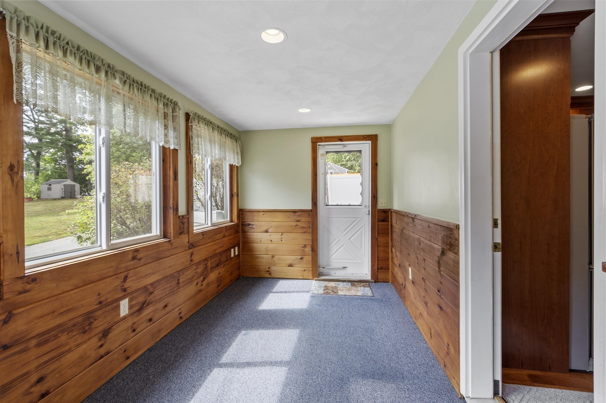 142 Bridle Road Billerica, MA 01821 - Photo 15 of 41 Gallery Image 15