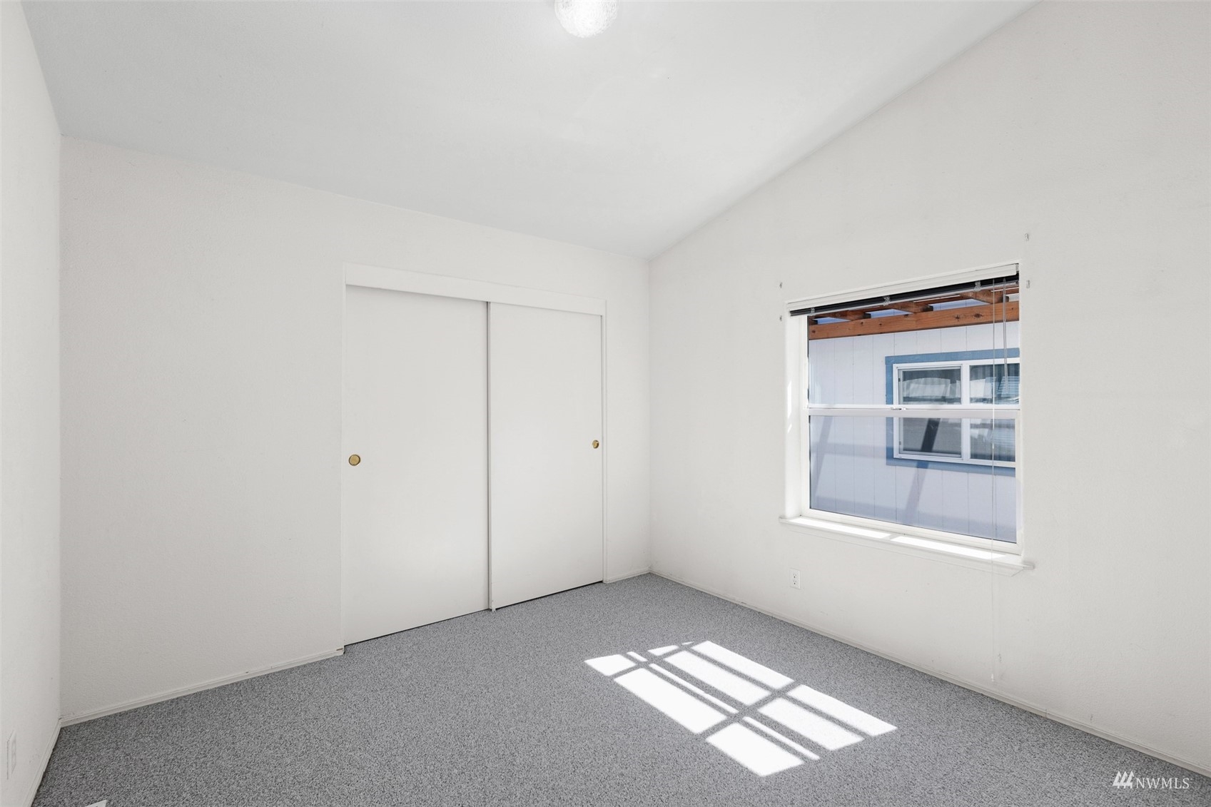 1612 Place Road Port Angeles, WA 98363 - Photo 17 of 40 Gallery Image 17