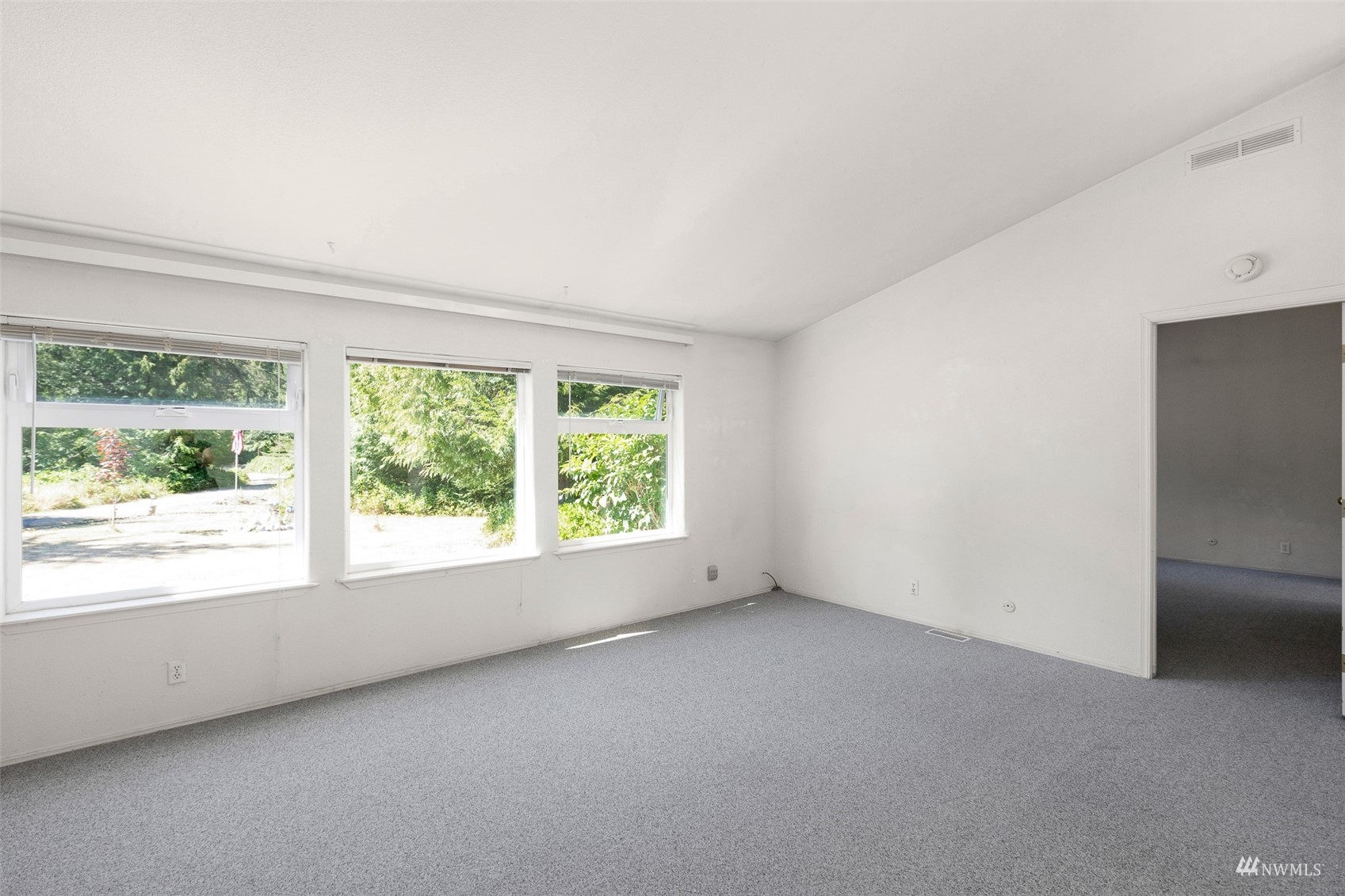 1612 Place Road Port Angeles, WA 98363 - Photo 10 of 40 Gallery Image 10