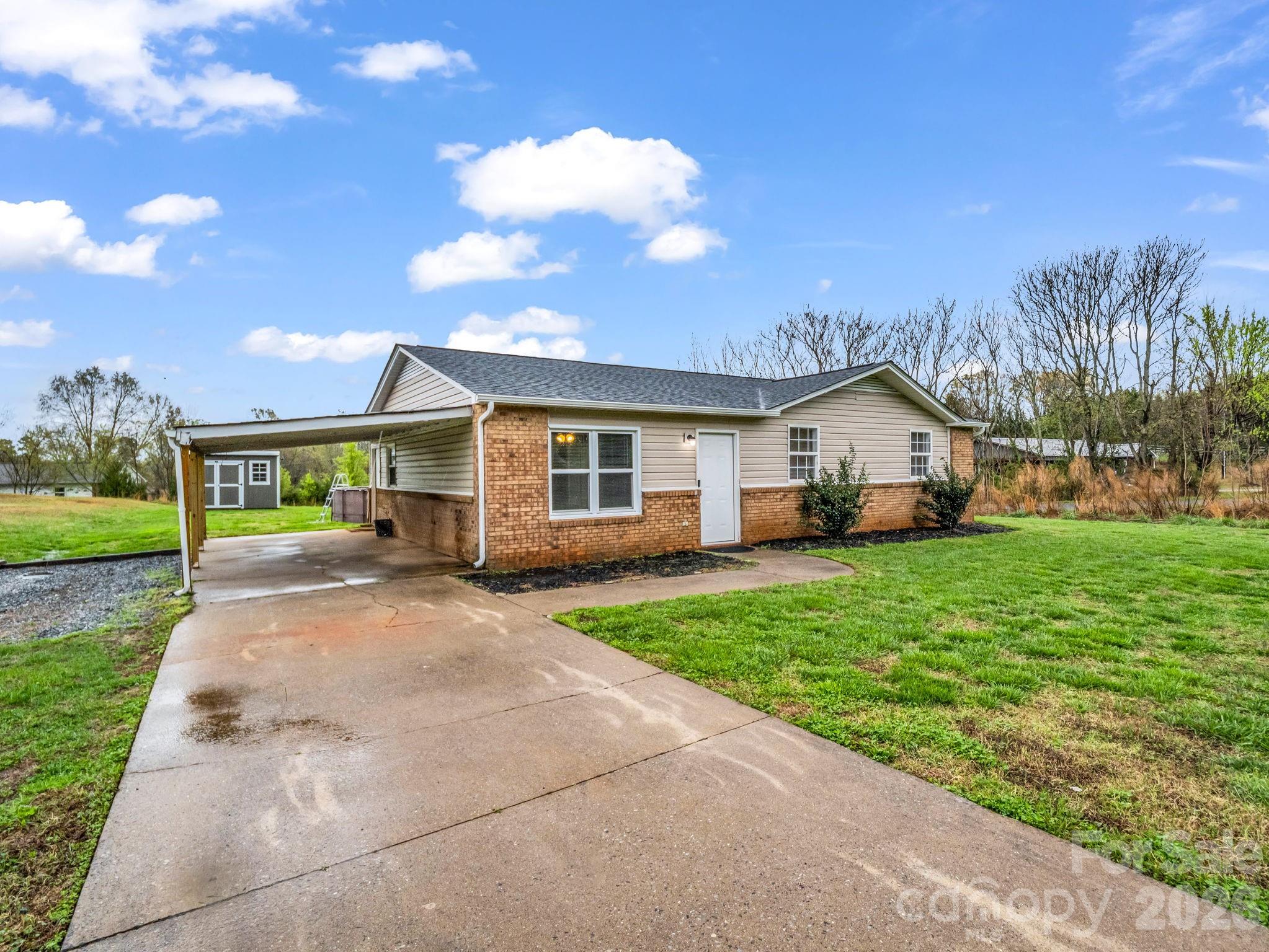 313 Harrill Road Forest City, NC 28043 - Photo 3 of 17