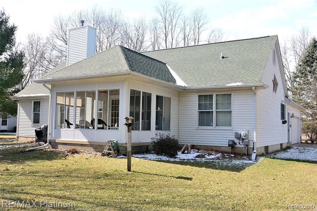 1061 Peavy Road Howell, MI 48843 - Photo 11 of 22 DSC_4045.JPG