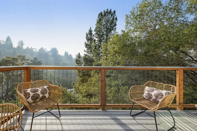 $925,000 | 6689 Exeter Drive, Oakland, CA 94611