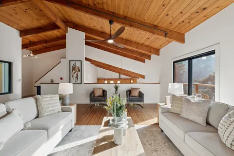 $925,000 | 6689 Exeter Drive, Oakland, CA 94611