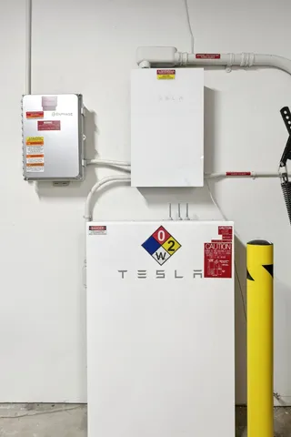 $925,000 | 6689 Exeter Drive, Oakland, CA 94611