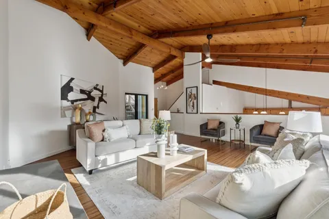 $925,000 | 6689 Exeter Drive, Oakland, CA 94611