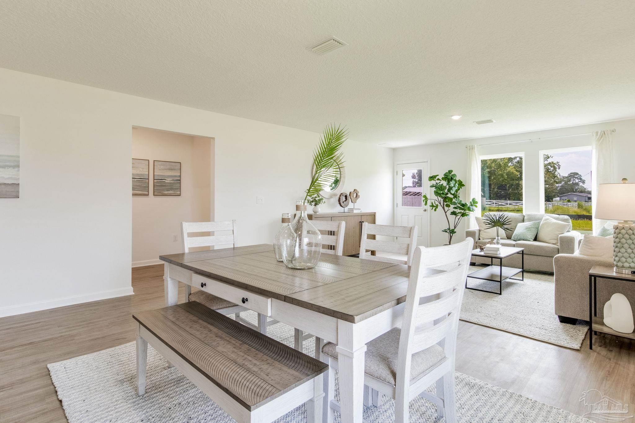 1123 Green Gate Road Cantonment, FL 32533 - Photo 8 of 28