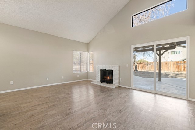 523 East Kettering Street Lancaster, CA 93535 - Photo 4 of 28