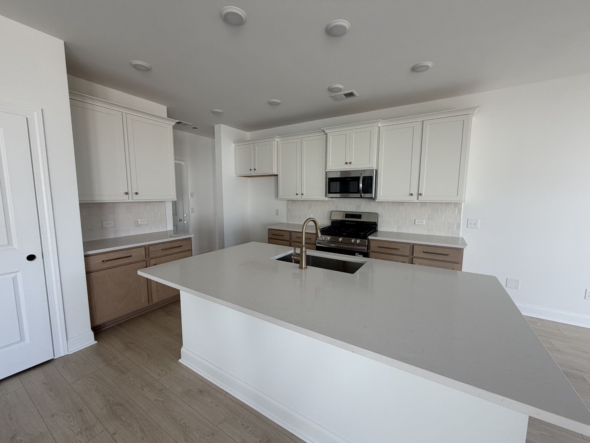 933 Brooklyn Xing Road Gallatin, TN 37066 - Photo 5 of 20