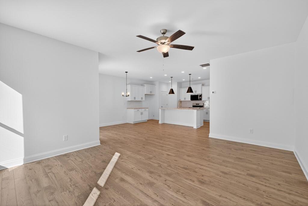 155 Windsor Pk Court Jefferson, GA 30549 - Photo 8 of 59