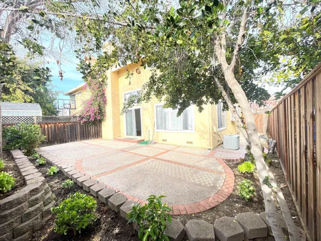 $3,800 | 4176 Bell Common, Fremont, CA 94536