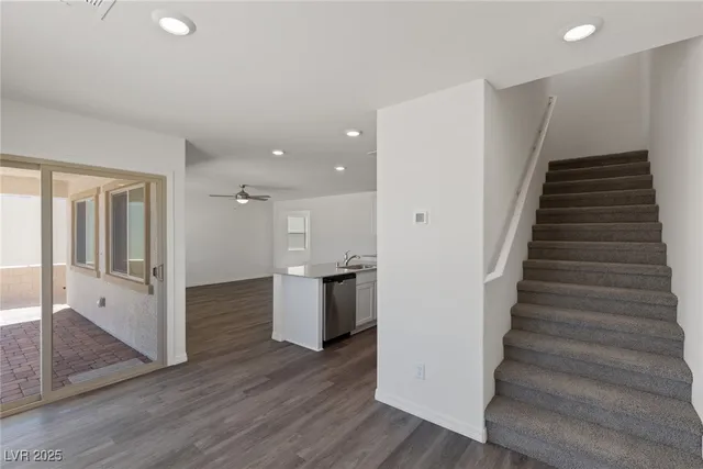 $454,900 | 6770 Magnolia River Avenue, Las Vegas, NV 89156