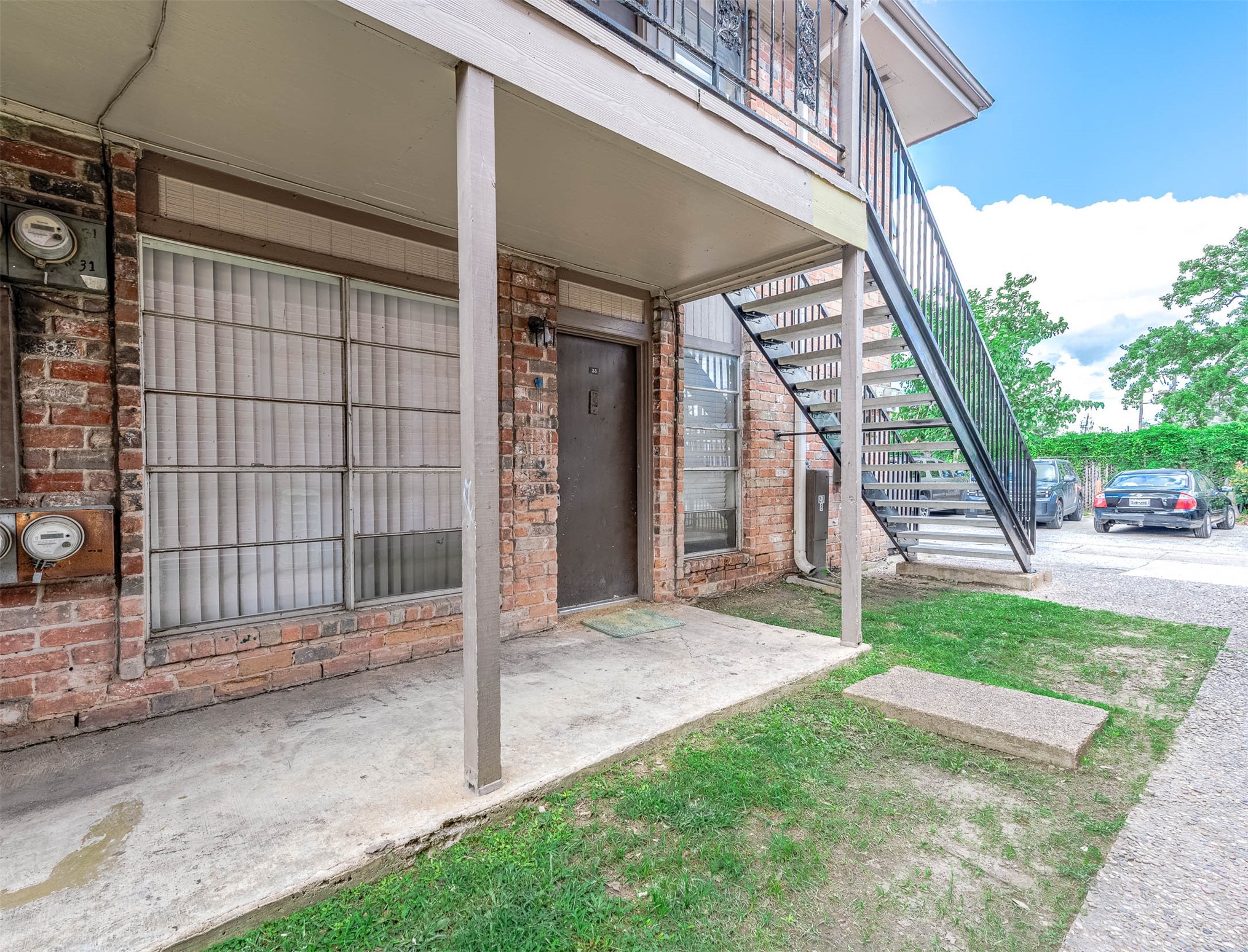 9616 Long Point Road, Unit 33 Houston, TX 77055 - Photo 2 of 16