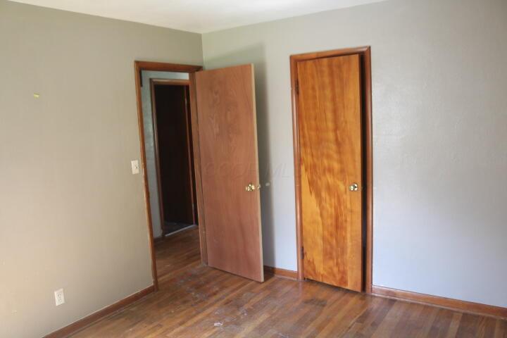 206-208 Edwards Road Johnstown, OH 43031 - Photo 5 of 14 IMG_6068