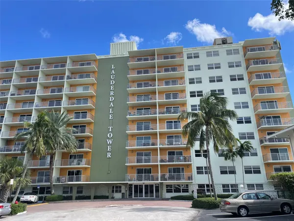 $1,650 | 2900 Northeast 30th Street, Unit B2, Fort Lauderdale, FL 33306