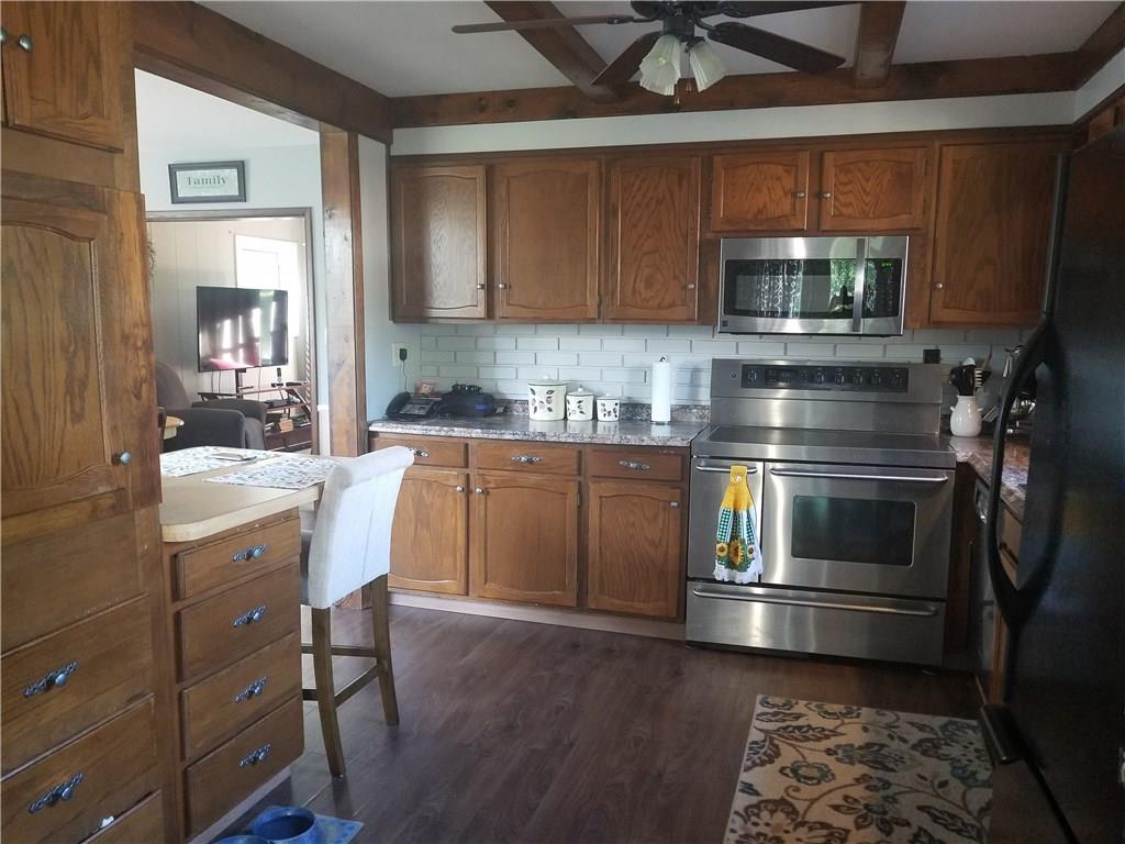 731 Butler Road Kittanning, PA 16201 - Photo 7 of 19 Kitchen w/ double convection ovem