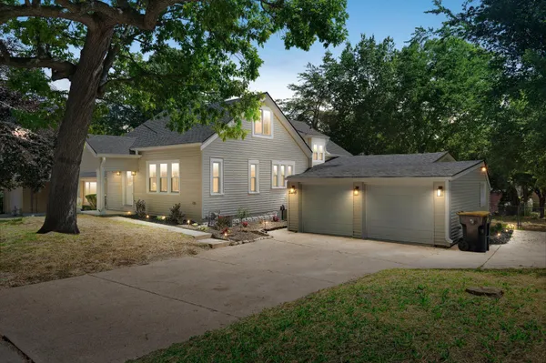 $549,900 | 536 North 116th Street, Wauwatosa, WI 53226