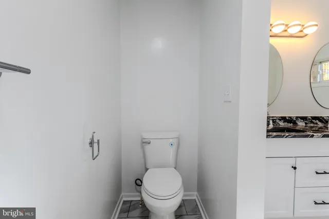 a close view of shower tap