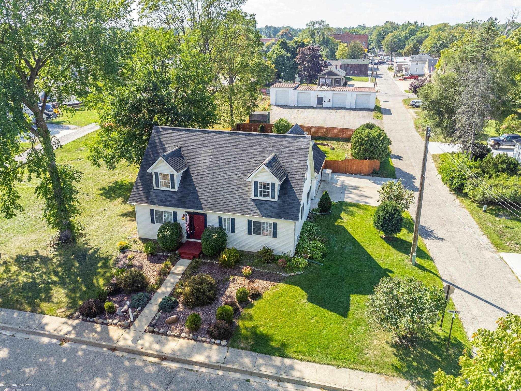 229 Harriet Street Romeo, MI 48065 - Photo 30 of 40 50090559-29.JPG