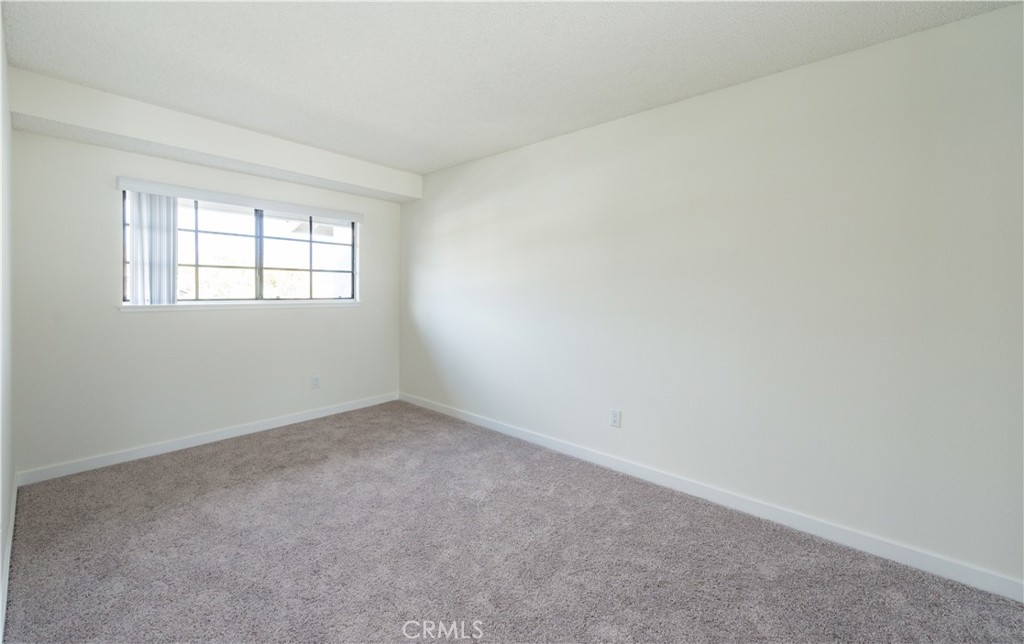 49 Summerstone Irvine, CA 92614 - Photo 15 of 28 an empty room with a window