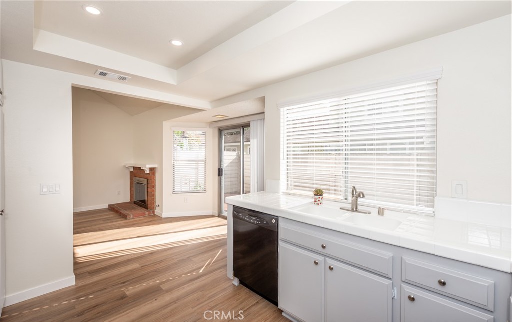 49 Summerstone Irvine, CA 92614 - Photo 10 of 28 a spacious bathroom with a double vanity sink and a mirror