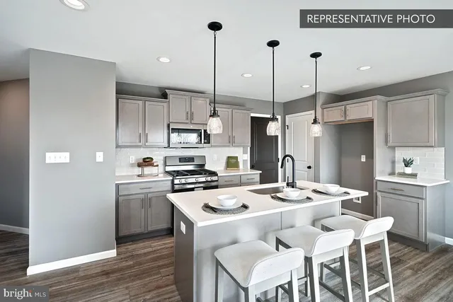 $434,990 | 731 Fawn Way, Pennsburg, PA 18073