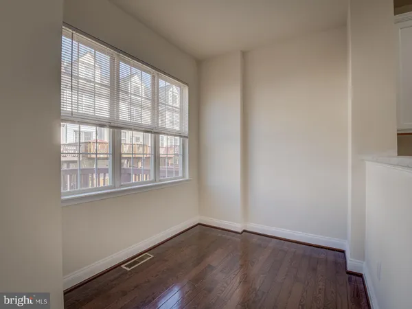 $2,850 | 13510 Turquoise Lane, Herndon, VA 20170