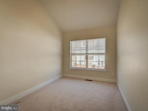 $2,850 | 13510 Turquoise Lane, Herndon, VA 20170