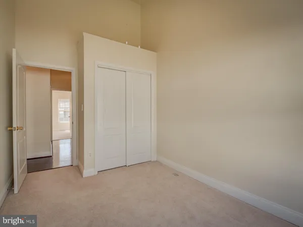 $2,850 | 13510 Turquoise Lane, Herndon, VA 20170