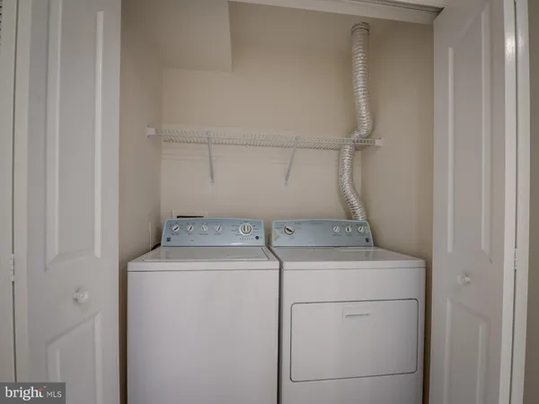 $2,850 | 13510 Turquoise Lane, Herndon, VA 20170