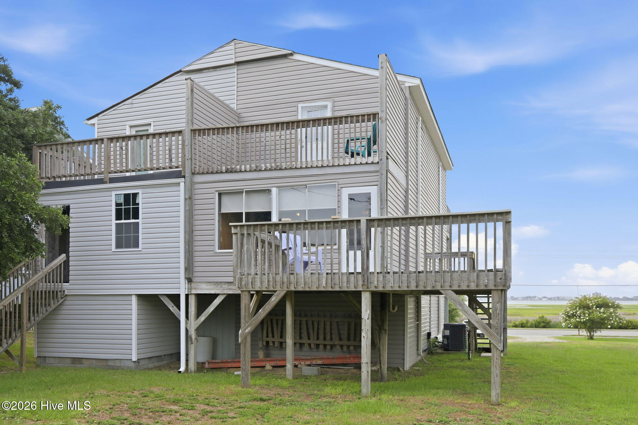 1116 East Fort Macon Road Atlantic Beach, NC 28512 - Photo 6 of 37 Back of home - Subject is right side