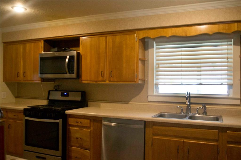 3101 Heights Road Aliquippa, PA 15001 - Photo 11 of 22 Gallery Image 11