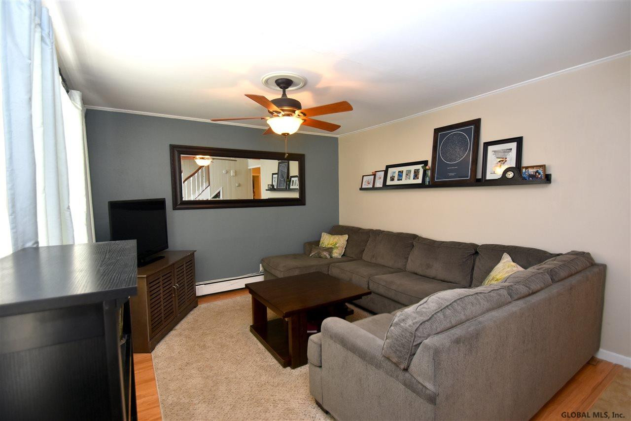 1002 Wayne Road Schenectady, NY 12303 - Photo 11 of 32 Photo 11