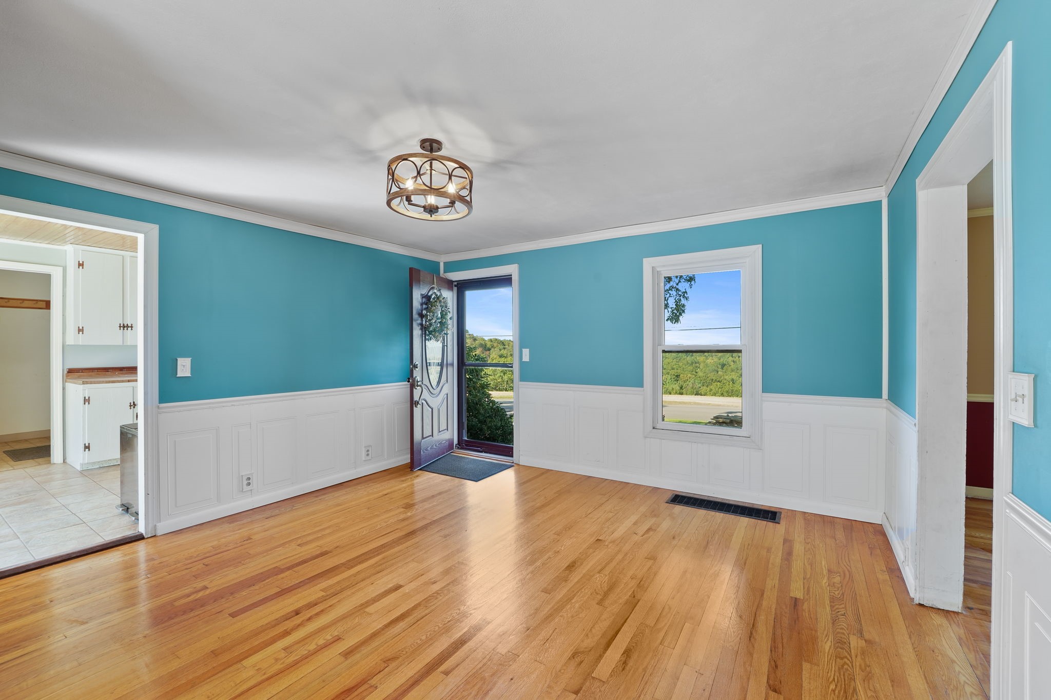 94 Grippen Hill Road Vestal, NY 13850 - Photo 3 of 34