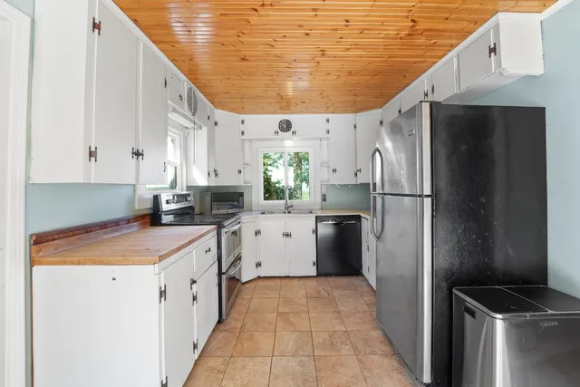 $325,000 | 94 Grippen Hill Road, Vestal, NY 13850